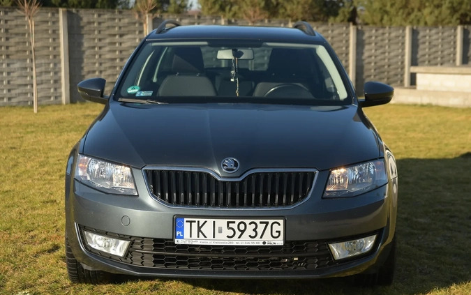 Skoda Octavia cena 43900 przebieg: 260000, rok produkcji 2016 z Ostróda małe 497